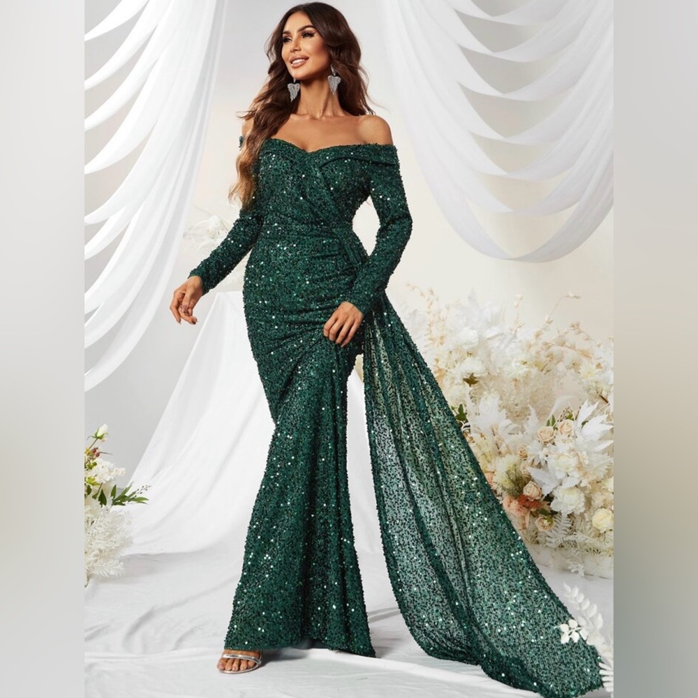 Elegant Green Sequin Off-Shoulder Dress